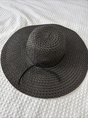Wide Brim Black Straw Sun Hat
